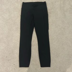 Black Fast and Free Lululemon Leggings with pockets